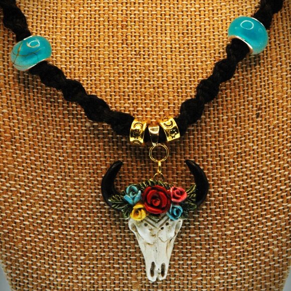 Southwestern Bull Skull with Roses on a 19 1/2" Handmade Black Hemp Chain - Picture 4 of 7